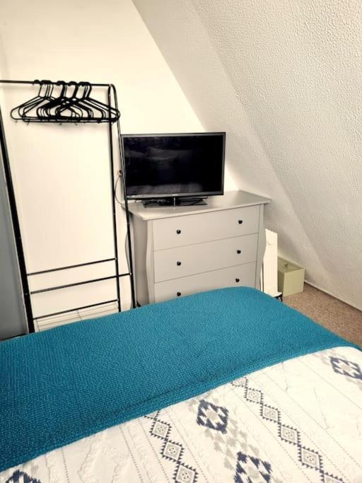Front Line Chalet With Open Sea Views & Swimming Pool In Kingsdown No14 Villa Exteriör bild