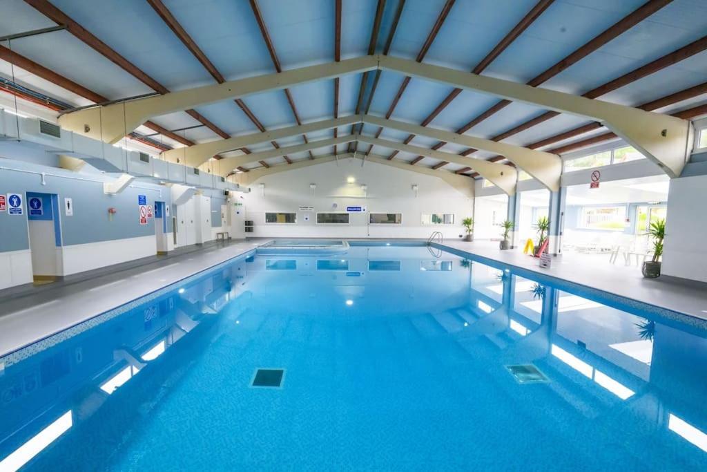 Front Line Chalet With Open Sea Views & Swimming Pool In Kingsdown No14 Villa Exteriör bild